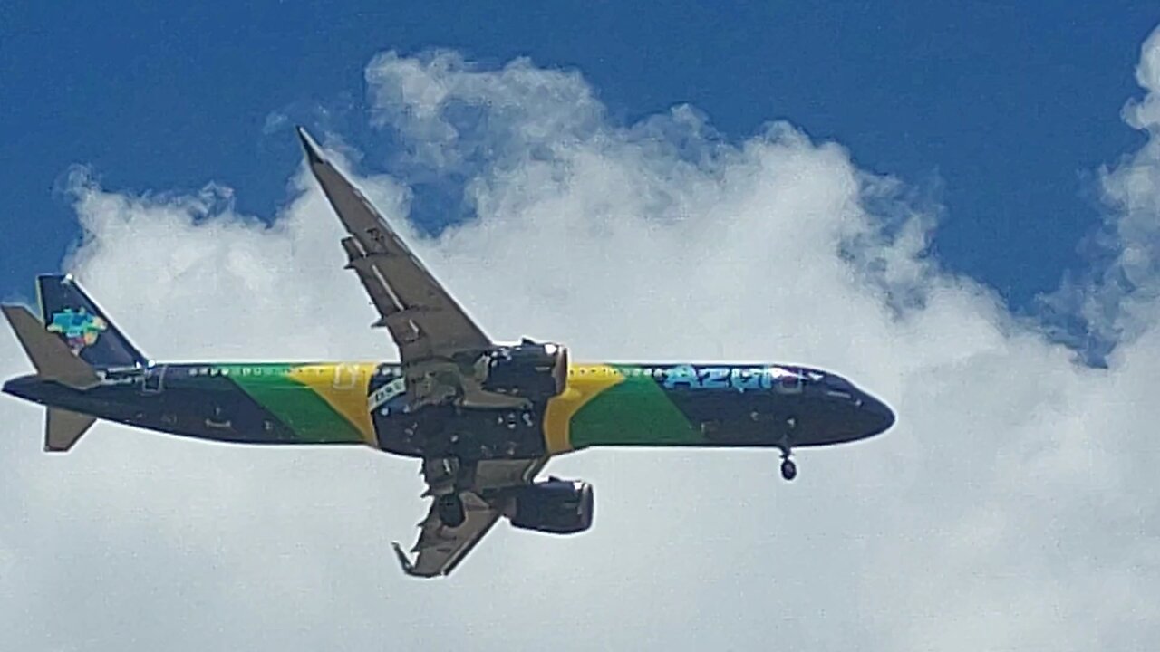 Airbus A321NEO PR-YJE vindo de Campinas para Fortaleza