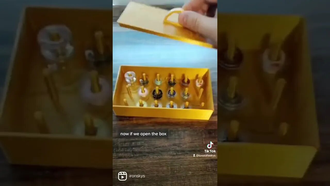 The Bobbin Storage box. It started on a sticky note and now is made in reality. @dcovacreations 🧵🪡😉