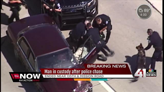 Bank robbery suspect arrested after police chase