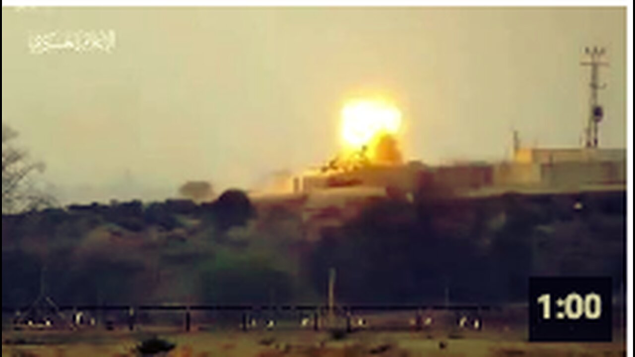 Hamas fighter destroying an Israeli Merkava tank with his bare hands