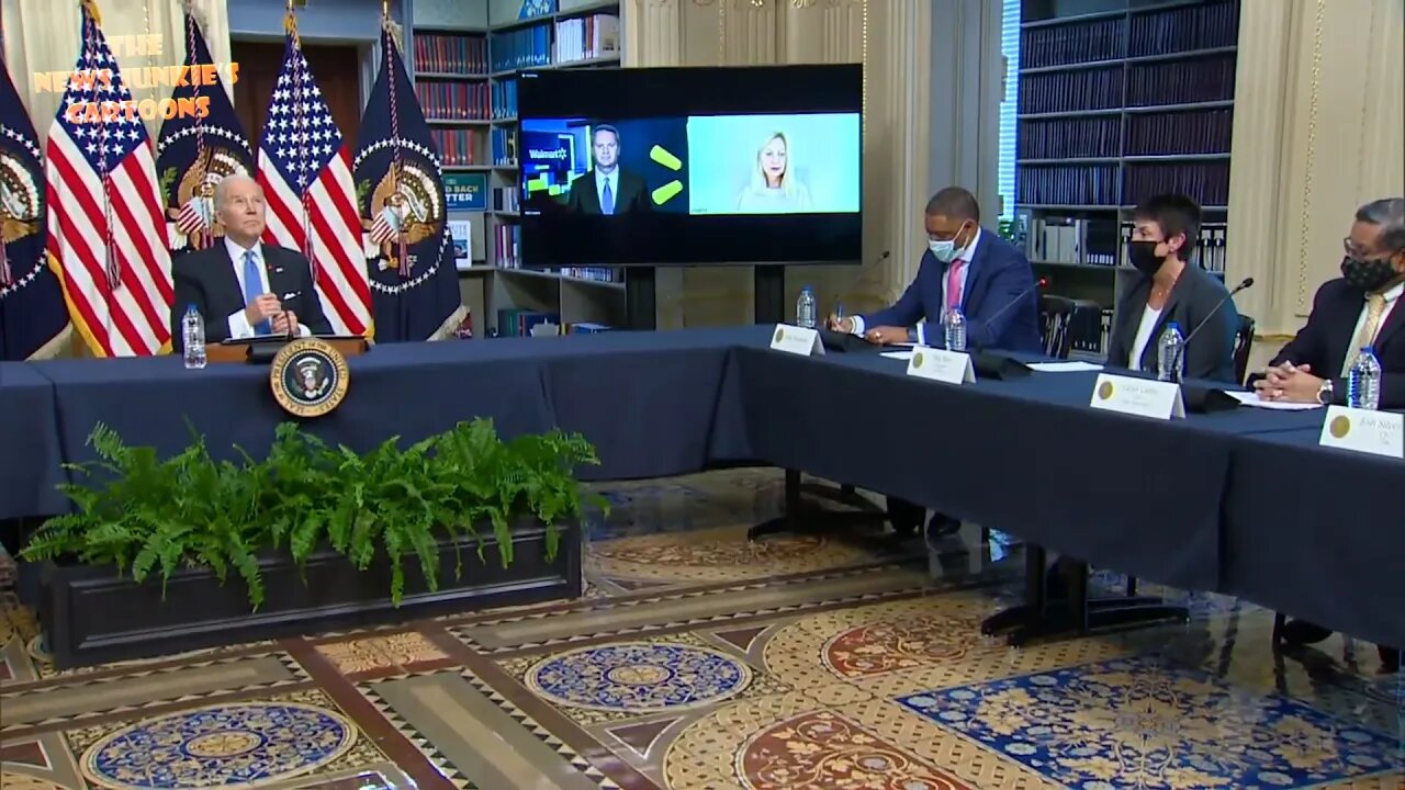 After lecturing Americans to wear a mask, Biden forgets to put his on.