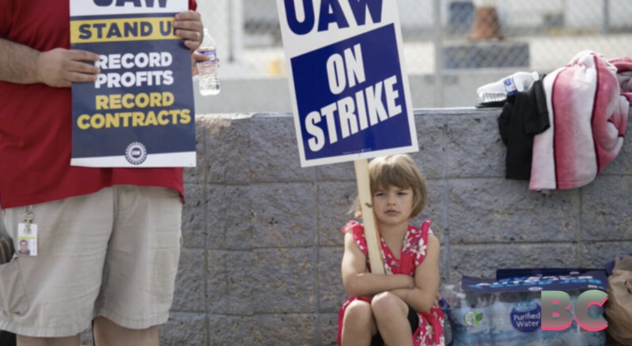 US auto workers threaten to ‘amp up’ historic strike