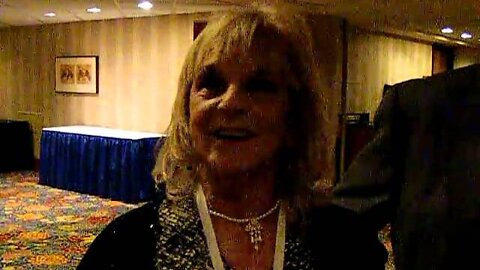 Mr and Mrs Sonatore at CPAC2011.AVI