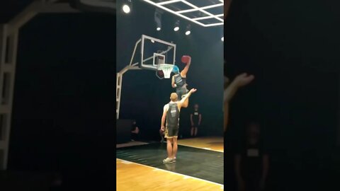 INCREDIBLE DUNK‼️🔥 (360 SCOOP) #Shorts #dunk