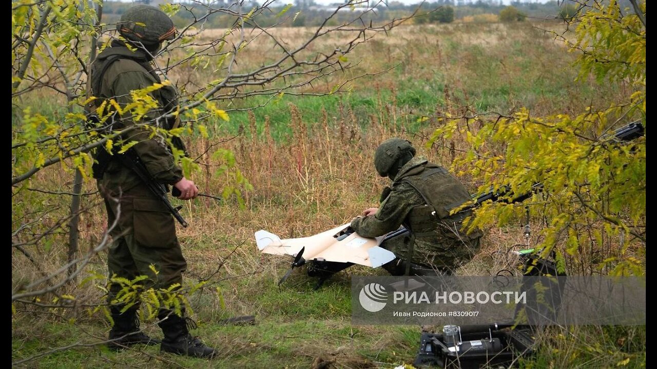 Cañones autopropulsados PzH 2000 de Ucrania destruido por la munición merodeadora rusa "Lancet"