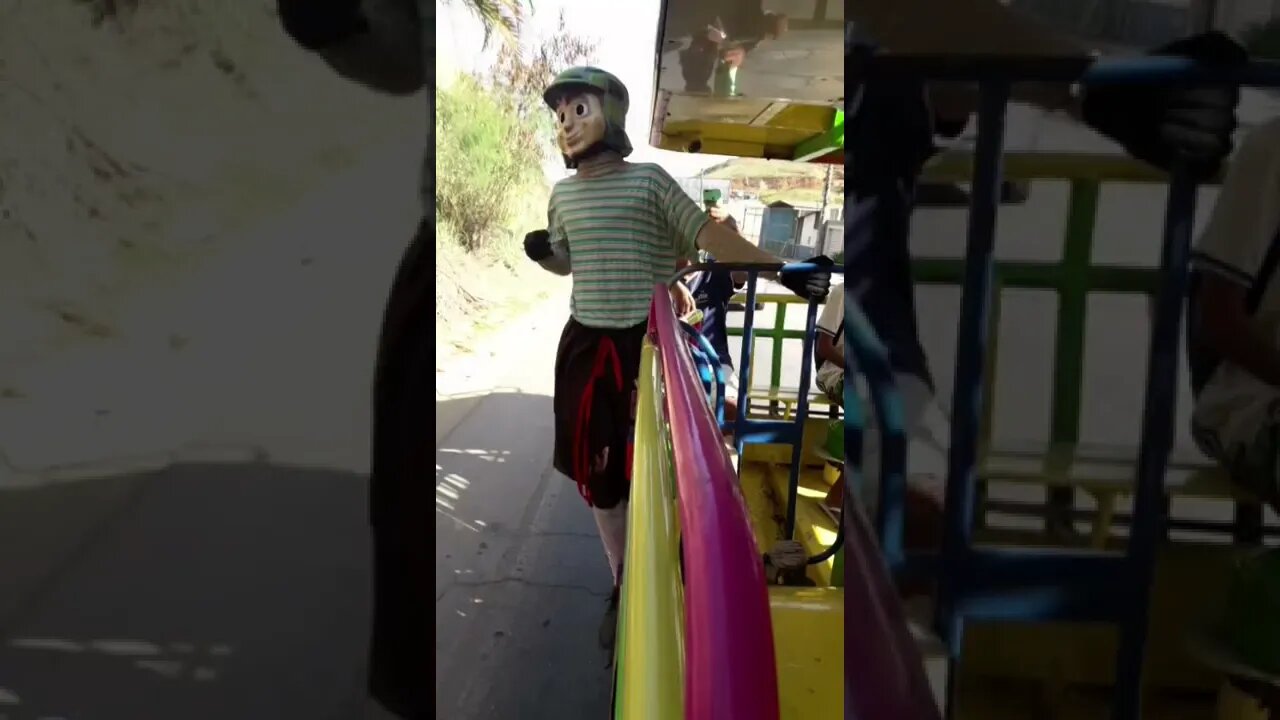 SENSACIONAL, CHAVES E CHIQUINHA DANÇANDO NA CARRETA DA ALEGRIA POP STAR, LIKE 157