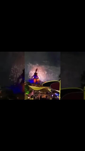 Beautiful Fireworks Display At Disneyland 2022