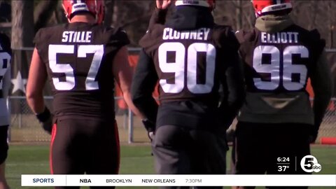 The curious case of Browns DE Jadeveon Clowney