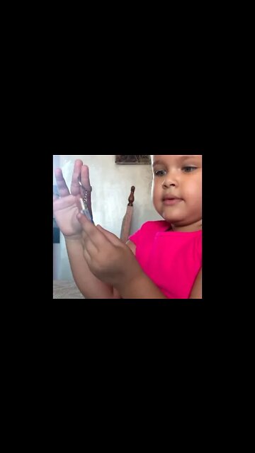 GANHEI UM CHAVEIRO DE UNICORNIO E MOSTREI MEU PROFESSOR / I WON A UNICORN KEY CHAIN ​​AND #shorts