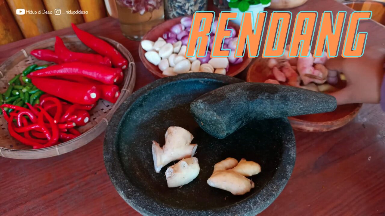 RENDANG KHAS SUMATRA INDONESIA