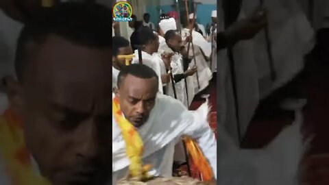 አልባሲሁ ዘሐጸበ በደመ በግዕ...ወረብ ወነሐሴ አቡነ ሀብተማርያም
