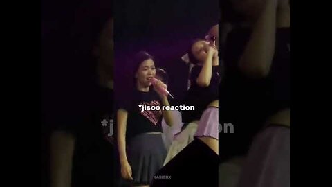 omg jenlisa omg 😭😭 #jennie #lisa #shorts #viral