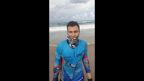 SOUTH AFRICA - Durban - Angler caught a ragged tooth shark (Video) (hSU)