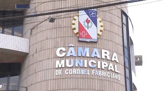 Covid, em Cel. Fabriciano: assessores e funcionários doentes fazem câmara adotar medidas mais seve