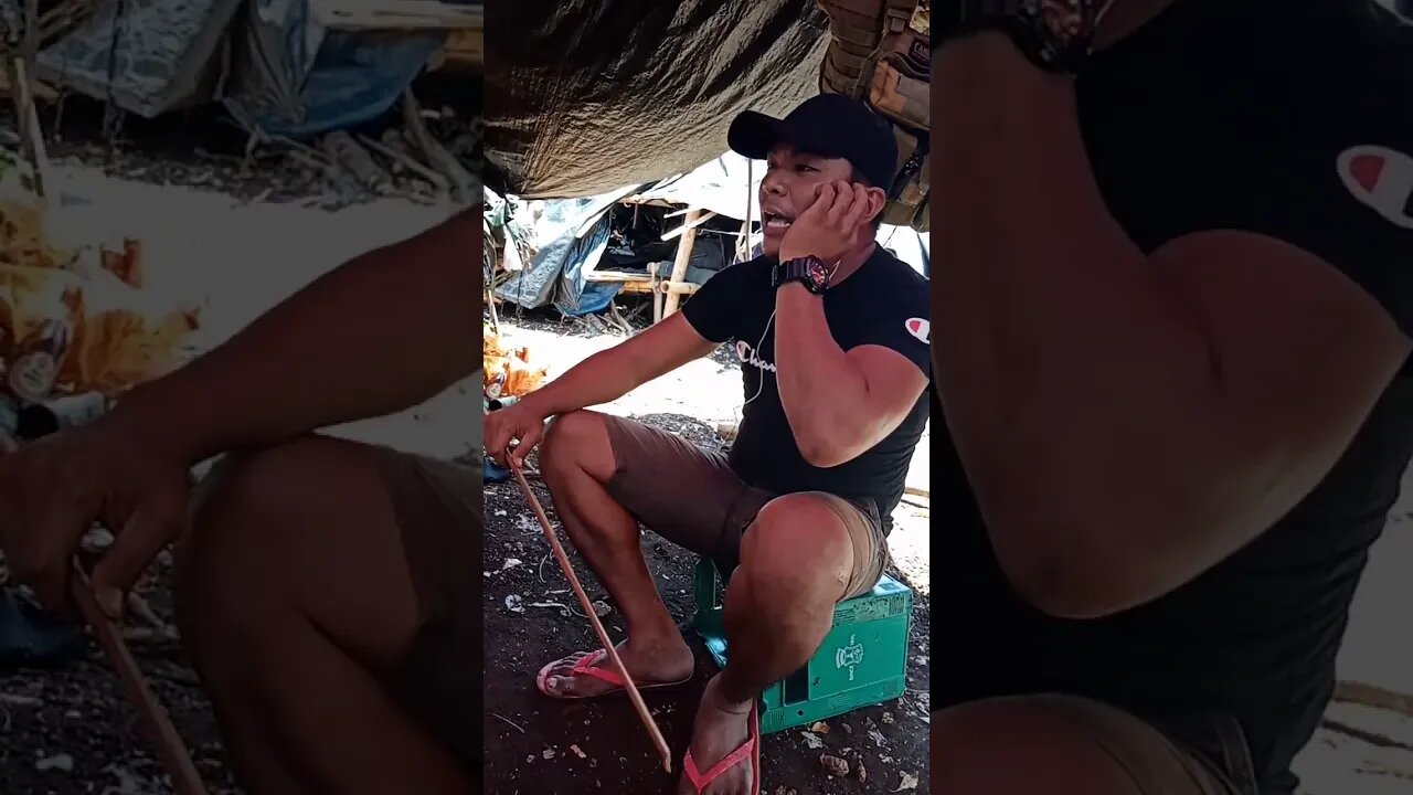 Jun Alojado Capulot gin bira sang isa ka SAF nga si Ken Pad Gar