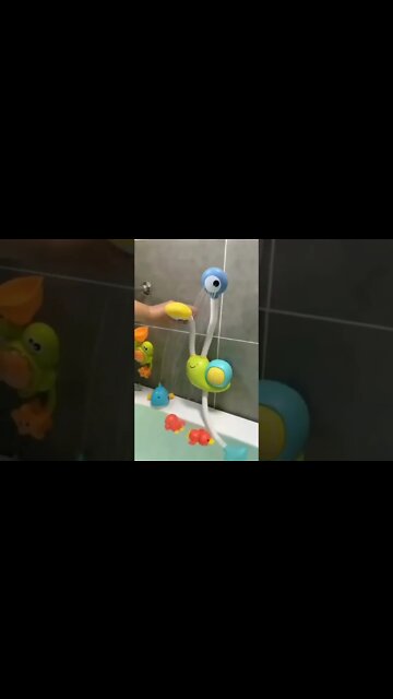 Double sprinkler design,produce more water than a single sprinkler shower