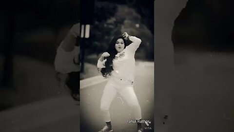 girl new dance Instagram viral video//#short #youtube #ytshort #shortsfeed #shortsyoutube