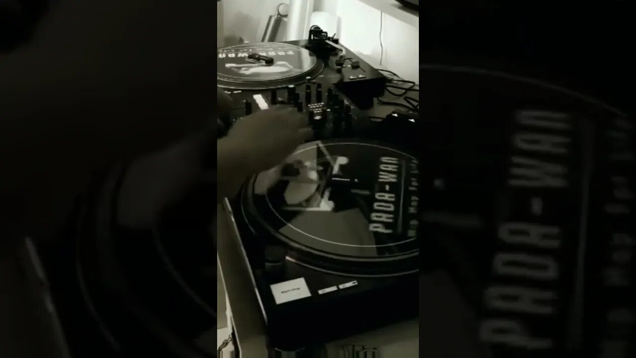 There are lot of mistakes I have made in my life. Making music is not one of them. #shorts #dj 🎧📀💿