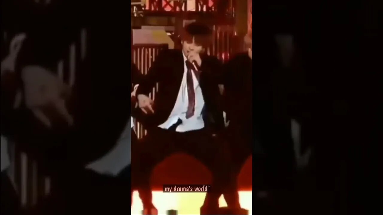 jungkook , paani wala dance 🏄