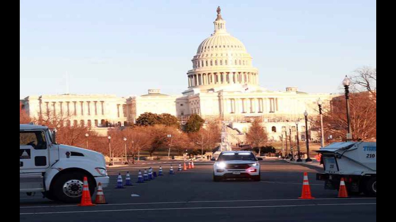 US Truckers' 'People's Convoy' Plans to Clog Washington DC's 'Beltway'