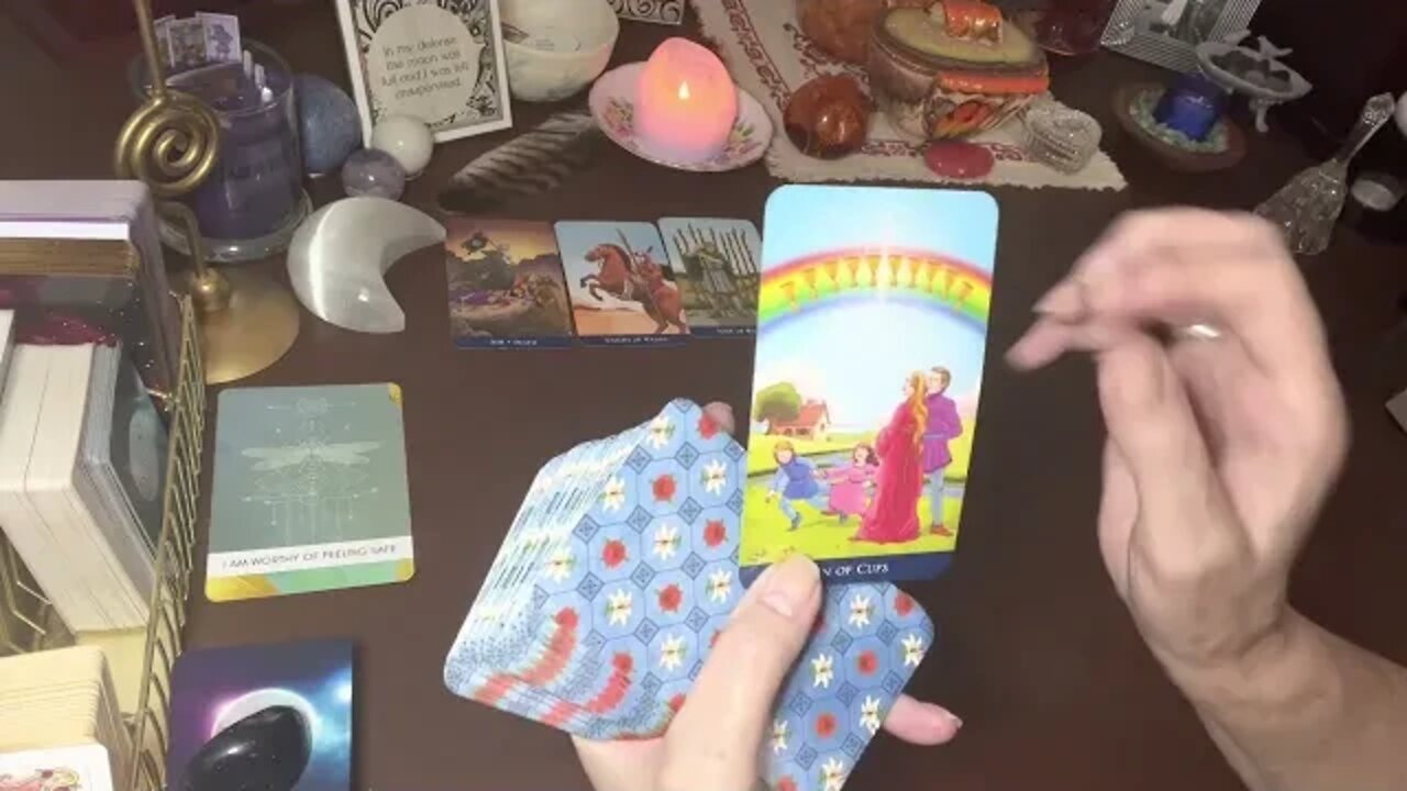 LEO ♌️ PERSONAL ~ AUGUST 2022 ~ spirit guided timeless tarot