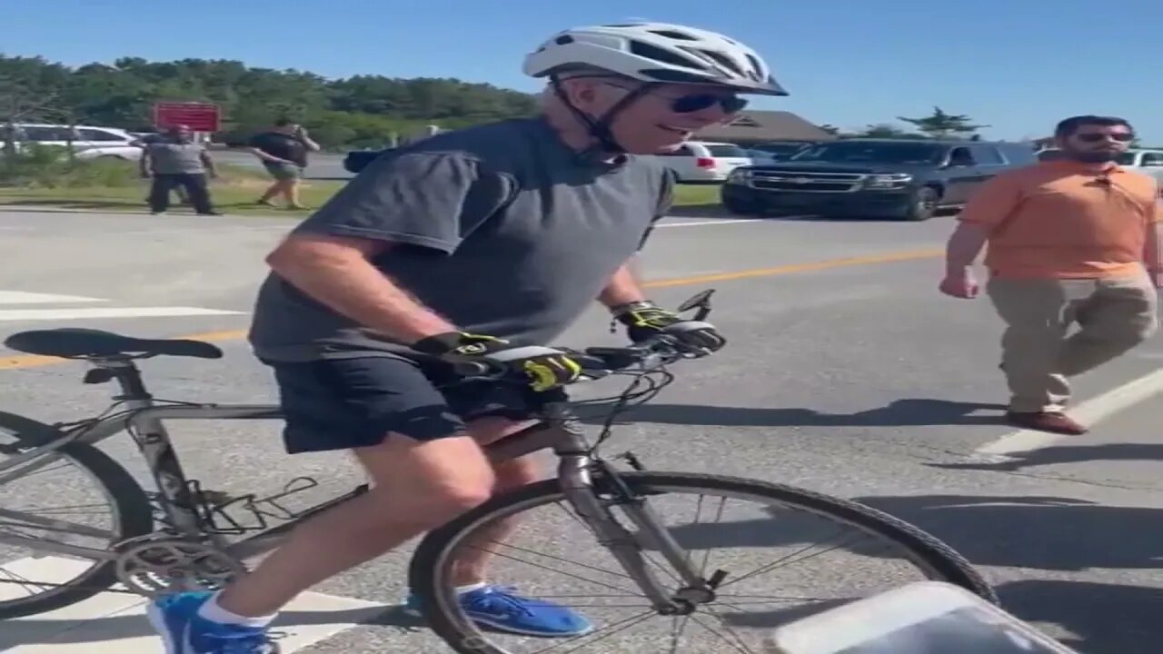 JOE BIDEN FALLS FROM BIKE IN SLOW MOTION