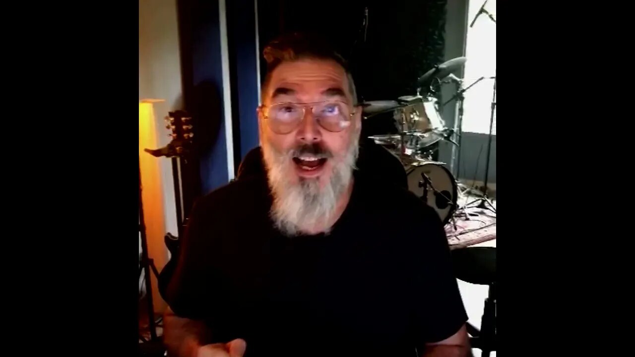 'Na Hora do Almoço' by LOBÃO (pré save)