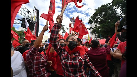 Los retos feministas de Xiomara Castro, la primera presidenta de Honduras