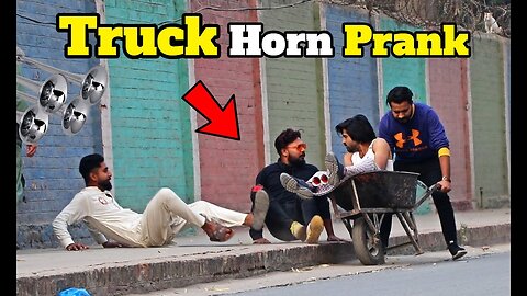 Truck Horn Prank