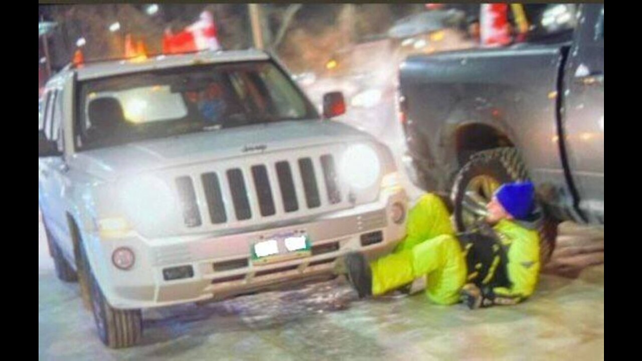 Anarchist Arrested and Charged After Plowing Into Truckers For Freedom Convoy Supporters In Winnipeg