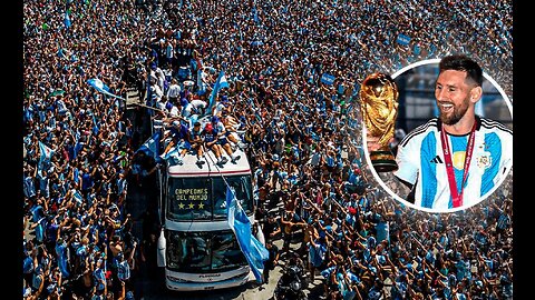 UNBELIEVABLE! Lionel MESSI & Argentina Celebrating with +5 MILLION Fans 😳