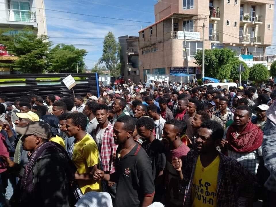 አማራ ተነስ፣ አብይ አህመድ ገዳይ ነው፣ አማራ ንቃ፣......! በዛሬው ዕለት ከተሰሙ ድምጾች መካከል - መጋቢት 24 ቀን 2015 ዓም