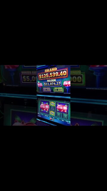 My Goal... The $125,000 Grand Jackpot !! #lasvegas #piggybankin