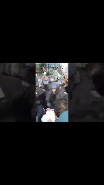 Auseinandersetzung zw. Polizei und Demonstranten #demo #hamas #palastine #berlin #krieg