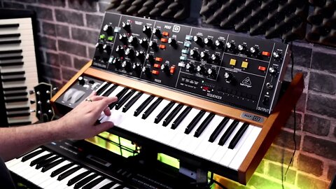 BEHRINGER POLY D - Creating Sound