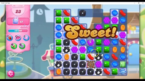 Candy Crush Level 5704 Talkthrough, 30 Moves 0 Boosters