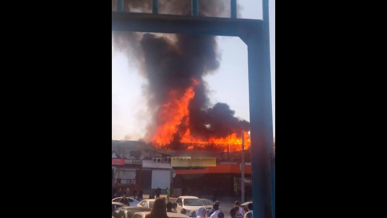 🔥🔥🔥 A warehouse with fuel and lubricant materials is on fire in Nowosybirsk,