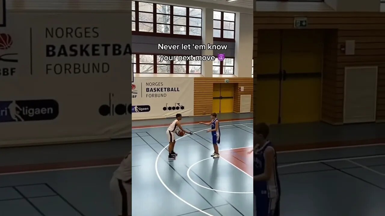 This is a new move 😝😝😝😝#shorts #basketball #nba #mlbcentral #funny