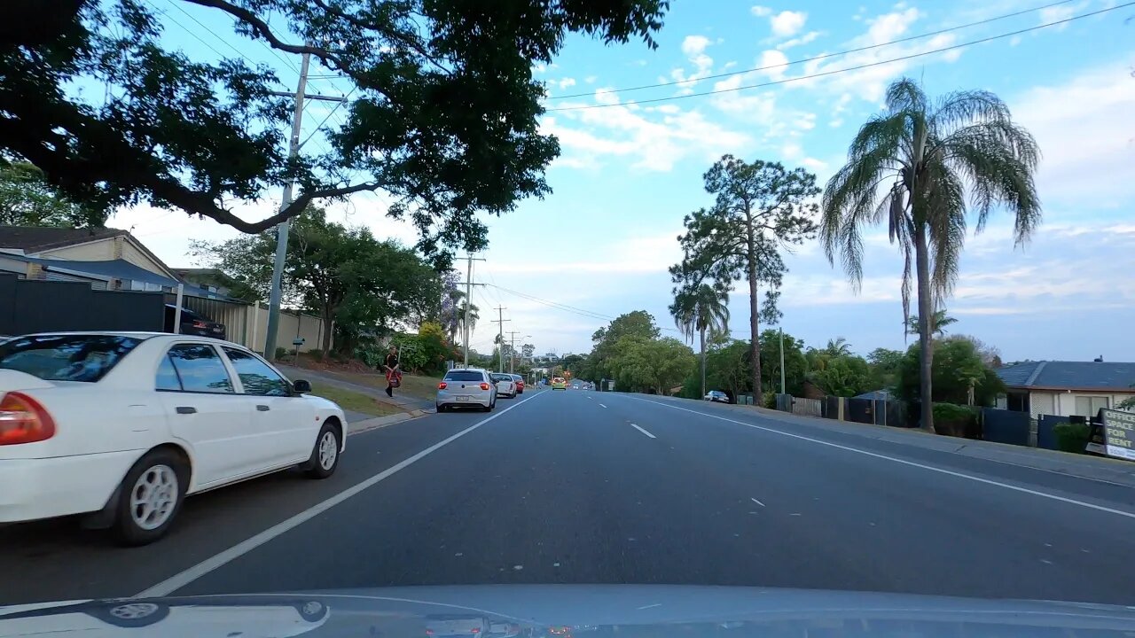 Driving in Australia | From Helensvale to Broadbeach Waters