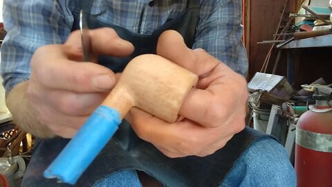 Working the bowl to shank transition on the Tree Lovat