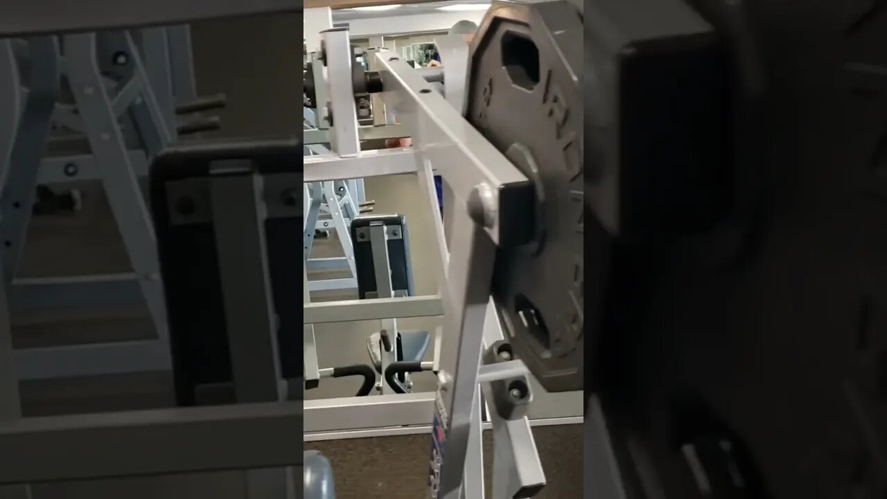 Hammer Strength Mid Row