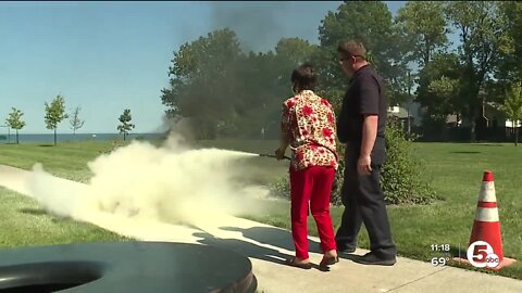 Euclid Fire trains seniors on how to extinguish small fires