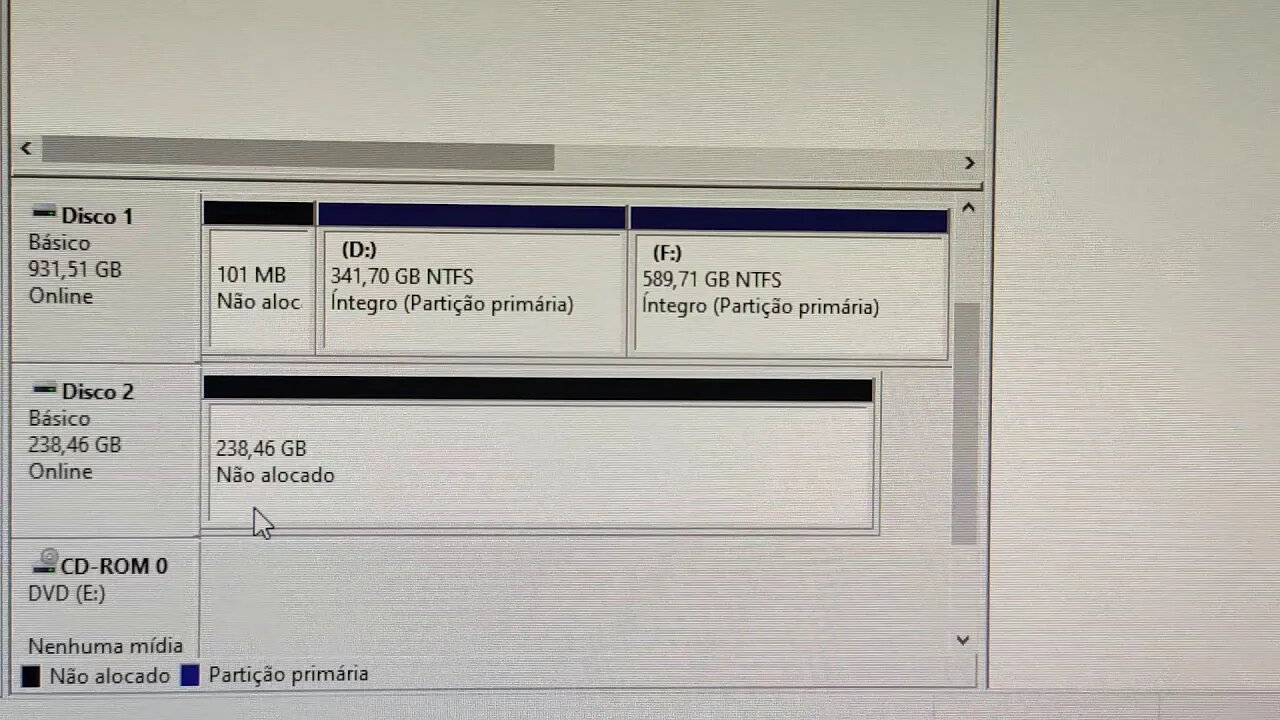 Unidade SSD M2 não aparece no Windows