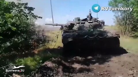 War through the eyes of a tankman The enemy will not hide from the tank anywhere