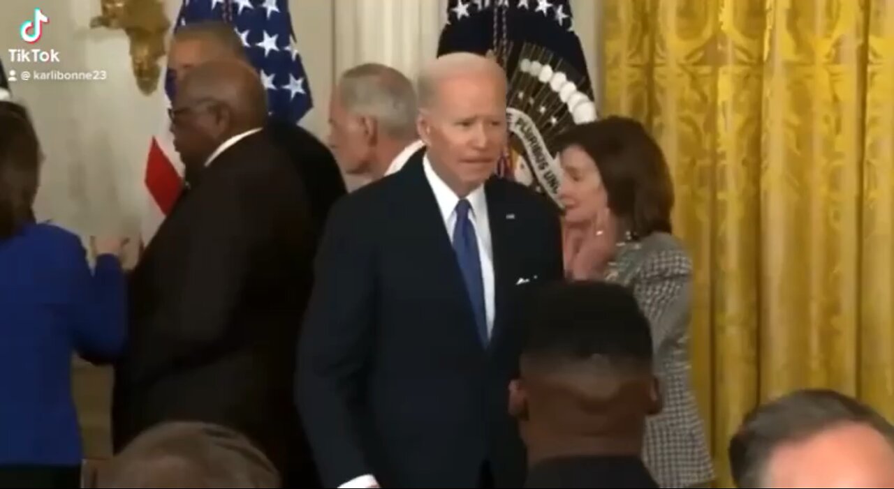 Biden is left all alone while Obama steals his limelight