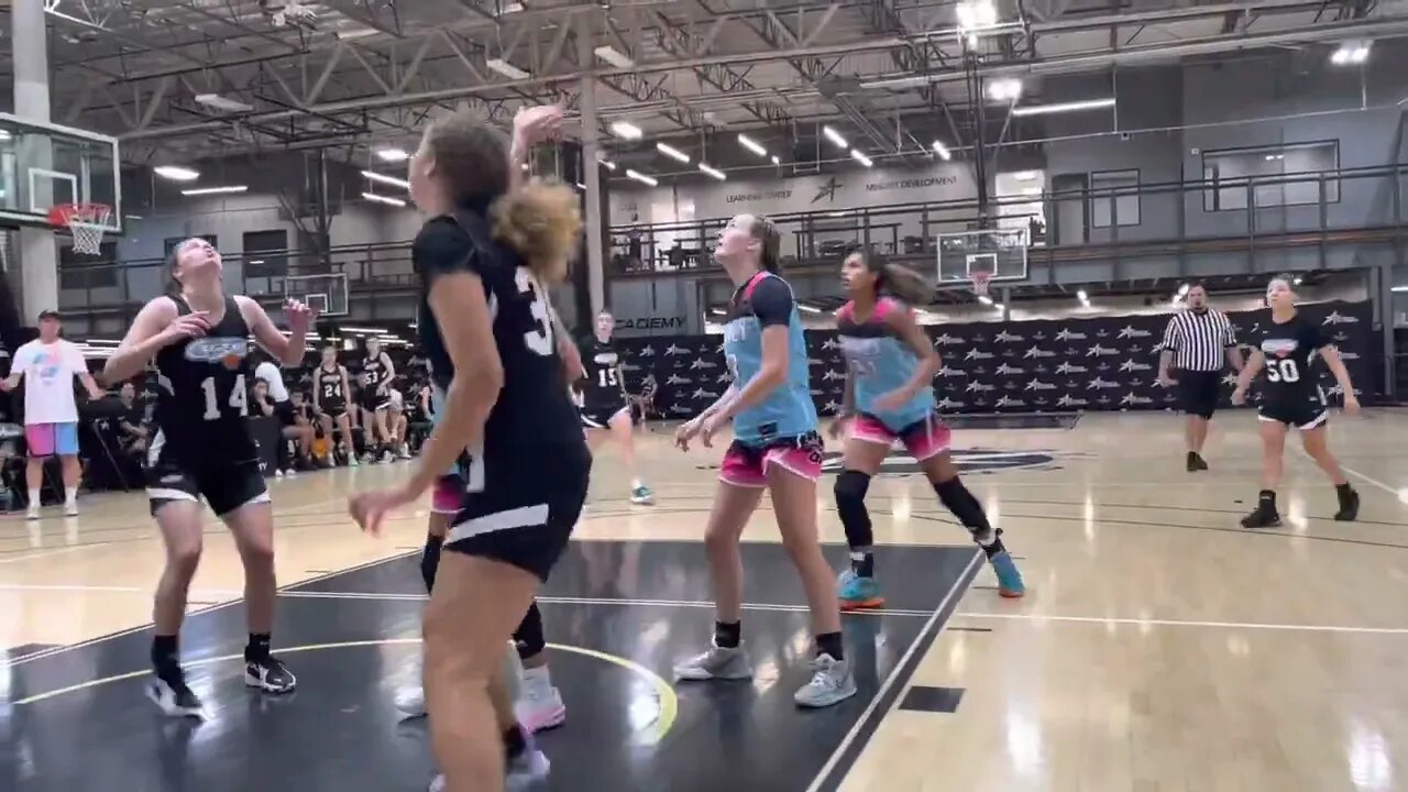 EOT SoCal Showcase 17U Div 1. July 2022- Bella Von Seipler Class 2025