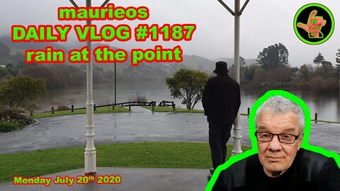 maurieos DAILY VLOG #1187 rain at the point