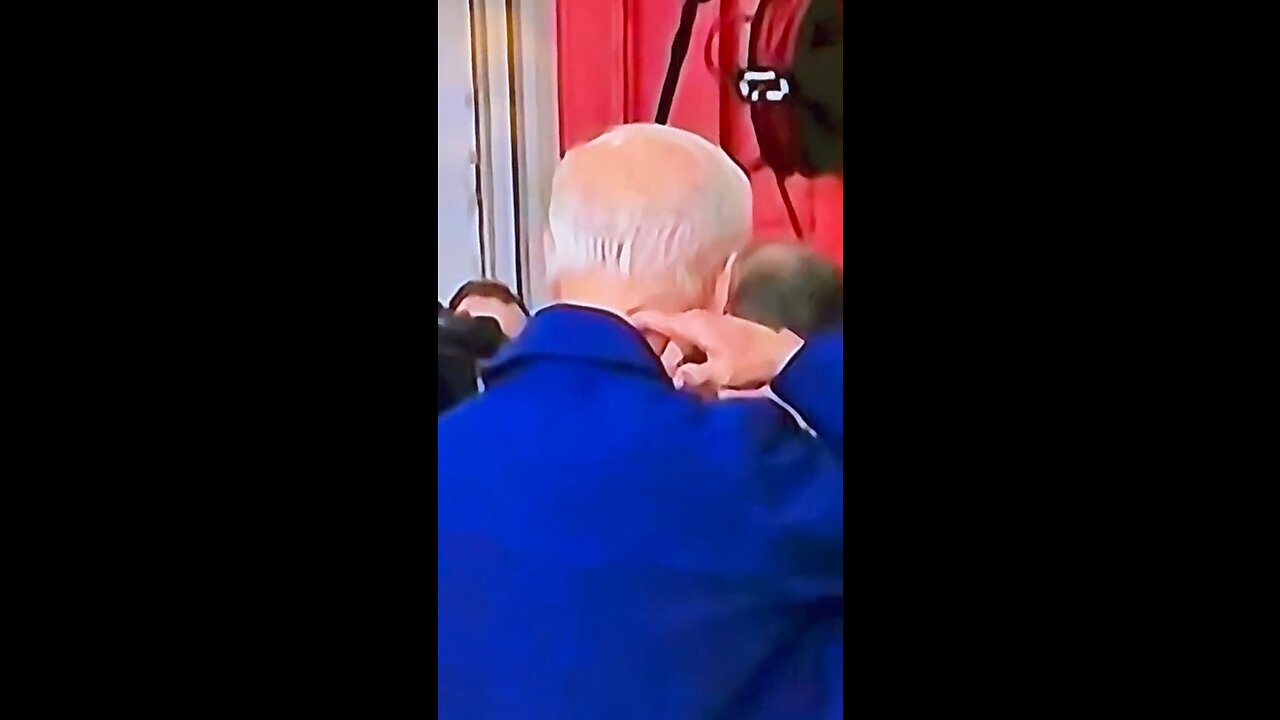 😶‍🌫️ is it itchy bro?