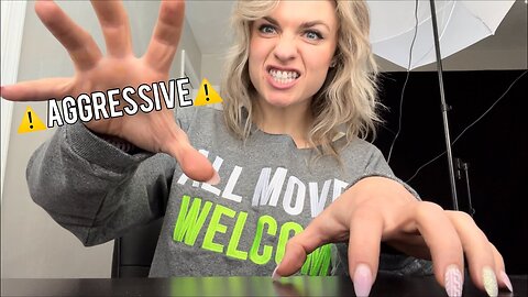 ASMR FAST & AGGRESSIVE TABLE TAPPING & SCRATCHING + RANDOM TRIGGERS👉🏼NO TALKING