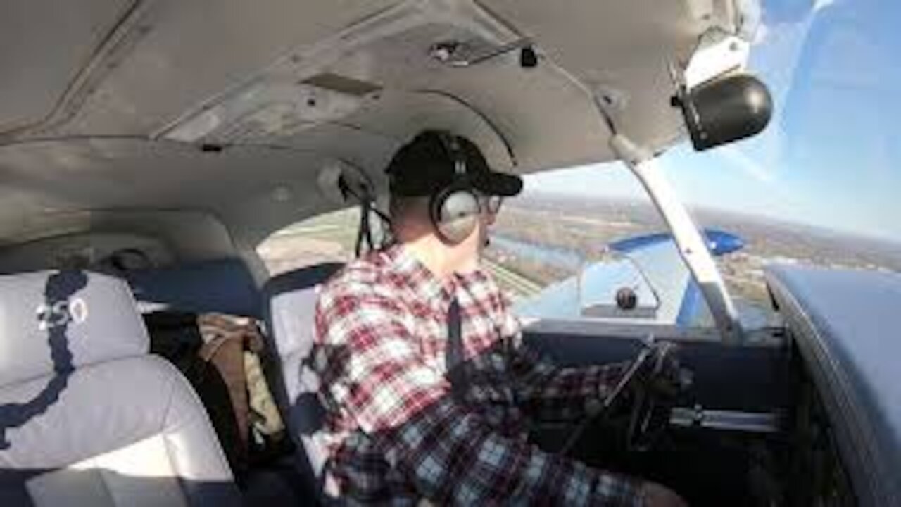 Piper Comanche 250 Flight Down the River